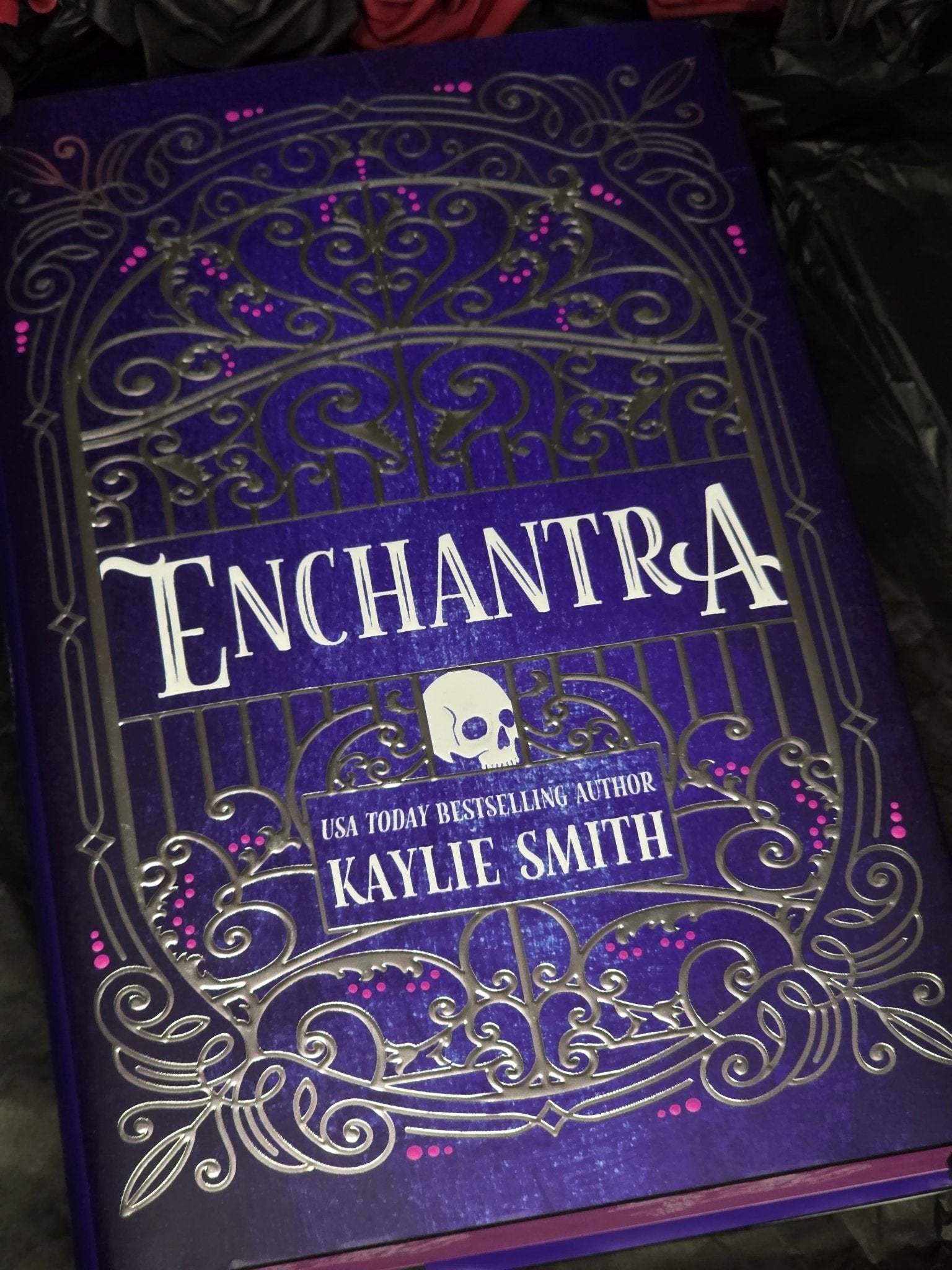 Enchantra Deluxe Edition (Wicked Games 2), by Kaylie Smith (hardback, english edition) - Book - The Dark Rose Emporium