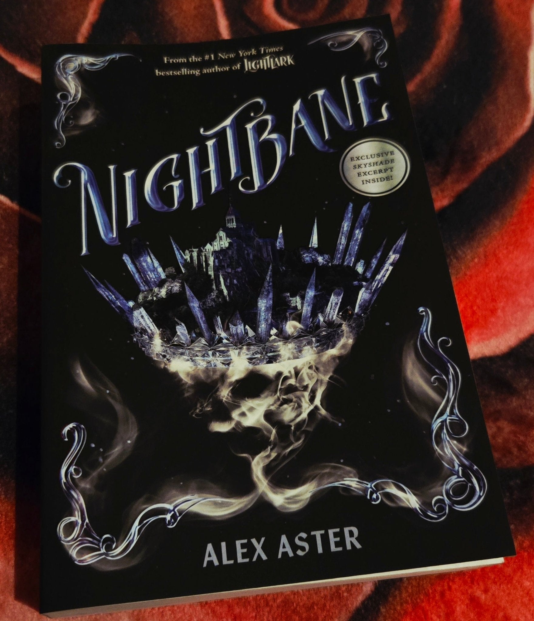 Nightbane (Lightlark Saga 2), by Alex Aster (softback, english edition) - Book - The Dark Rose Emporium