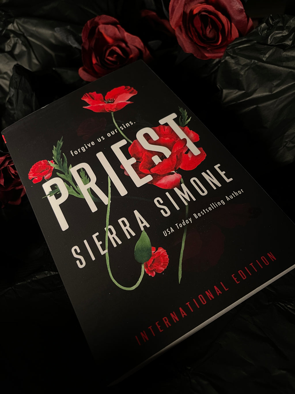 Priest (Priest #1), by Sierra Simone (softback, english edition)
